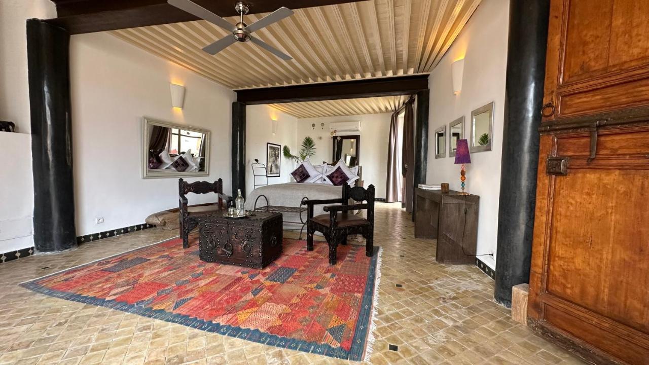 Riad Laaroussa Фес Екстериор снимка