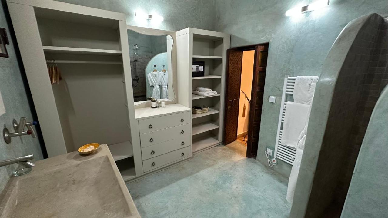 Riad Laaroussa Фес Екстериор снимка