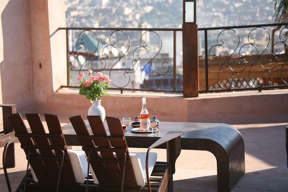 Riad Laaroussa Фес Екстериор снимка