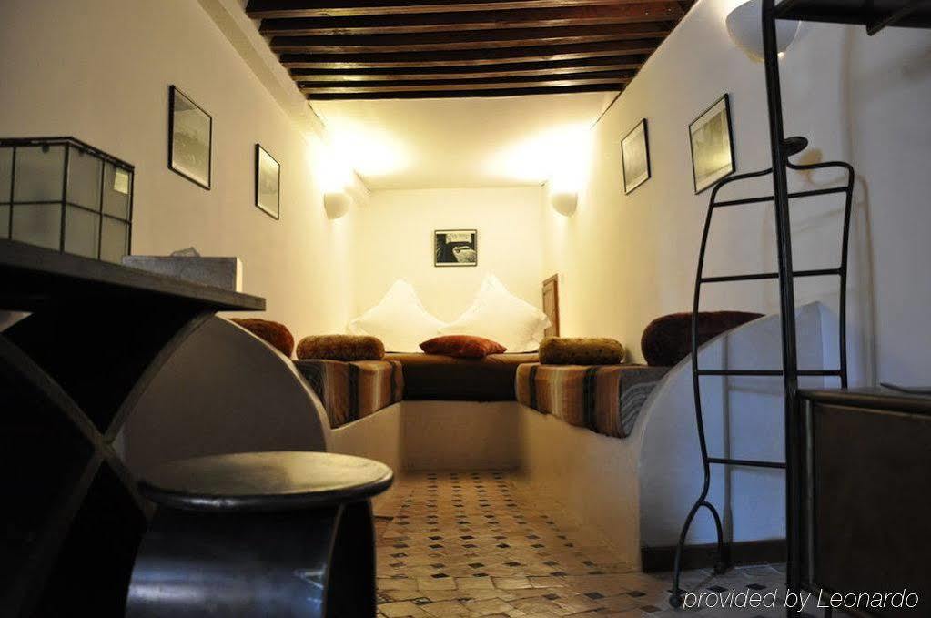 Riad Laaroussa Фес Екстериор снимка